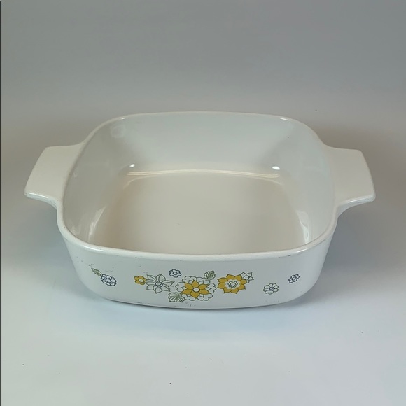 Corningware Other - Corning Ware Floral Banquet casserole dish 1 qt